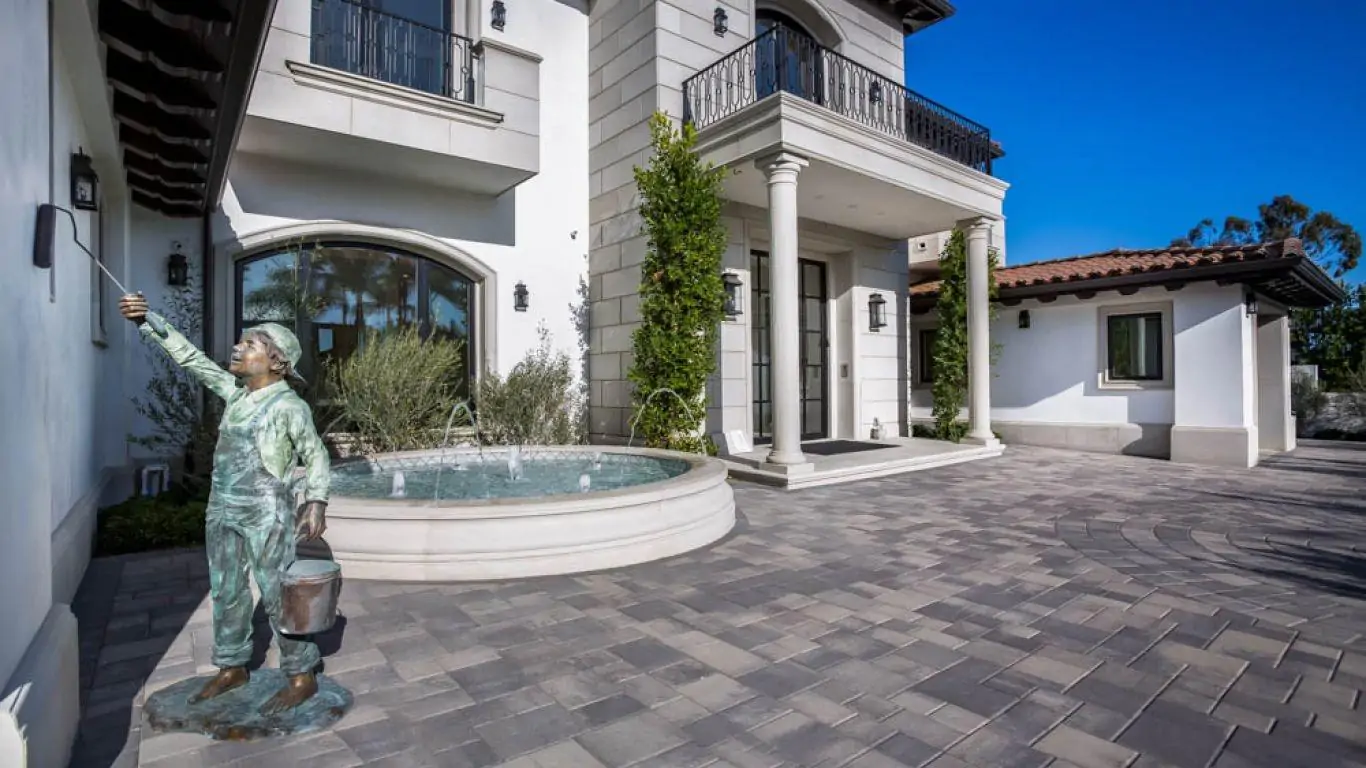 Villa Prima | Los Angeles