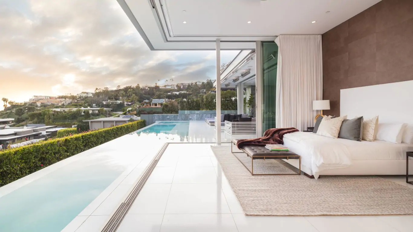 Villa Luna | Los Angeles