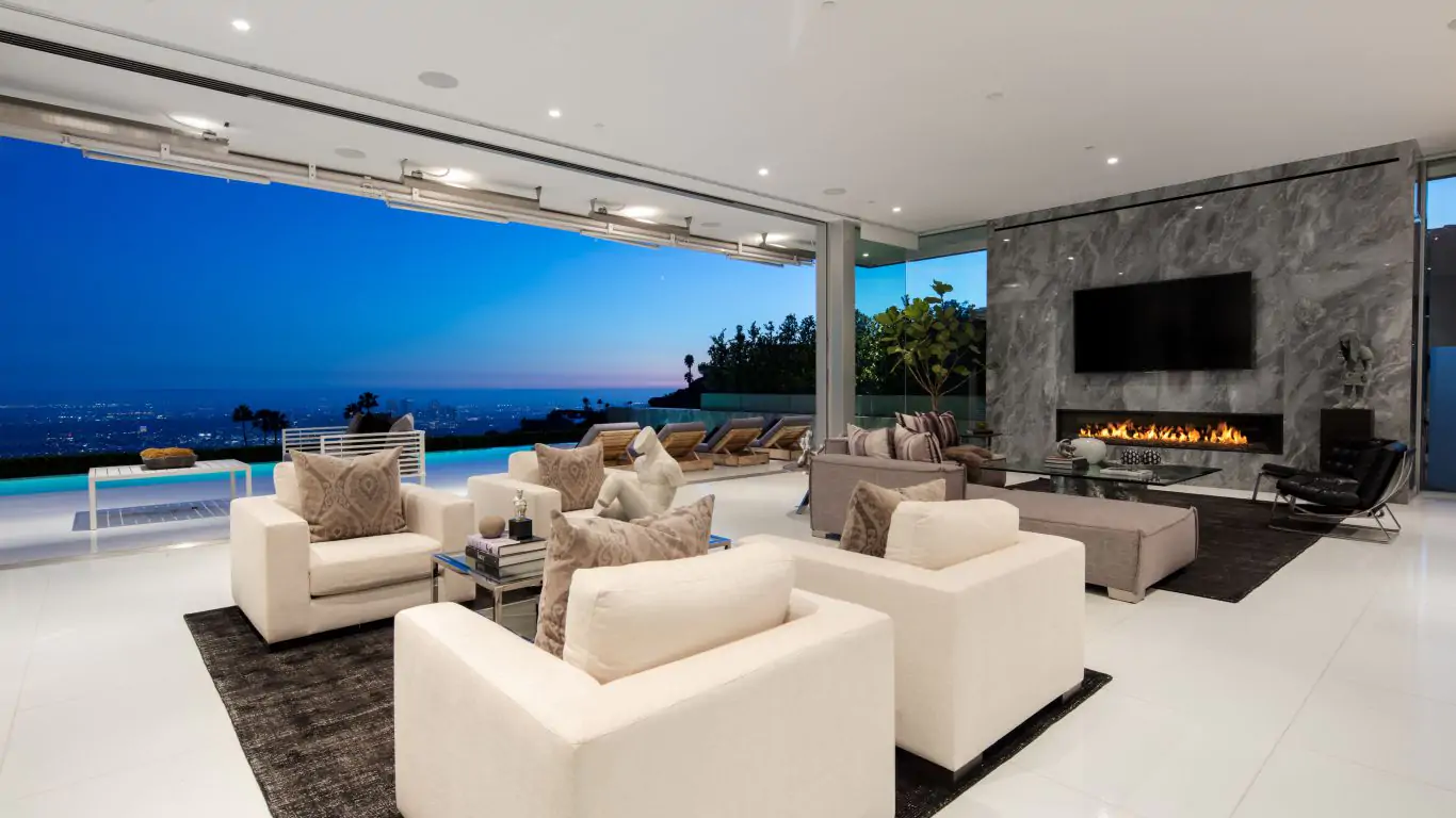 Villa Luna | Los Angeles