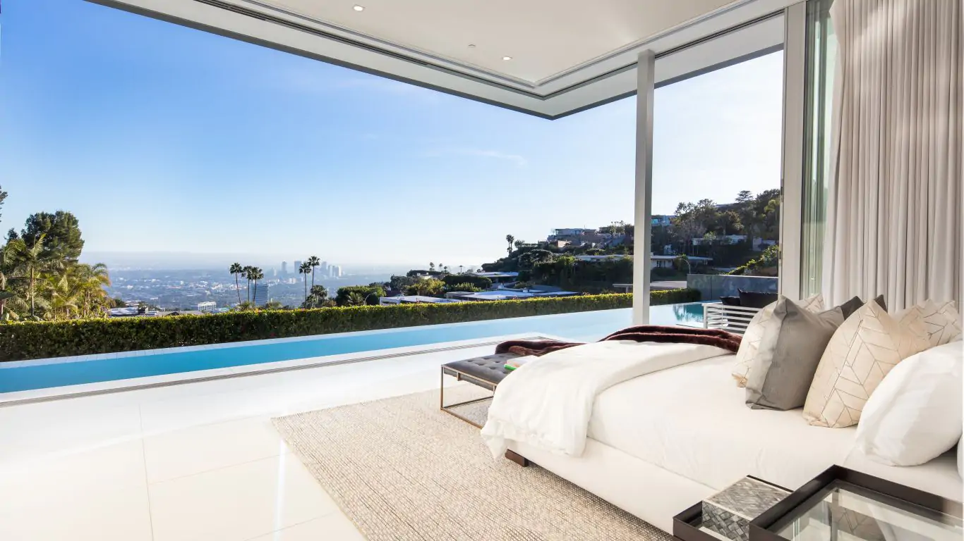 Villa Luna | Los Angeles