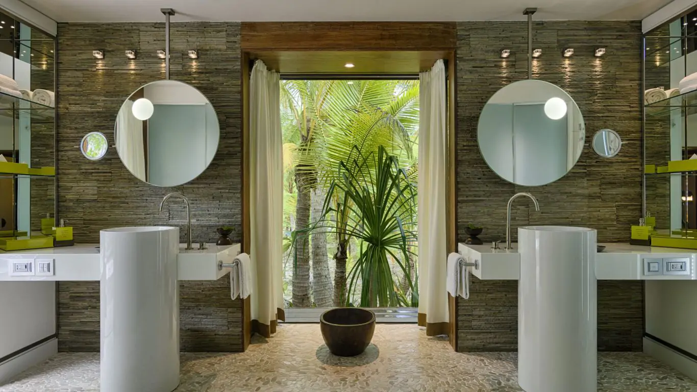 The Brando | Pacific Ocean Islands
