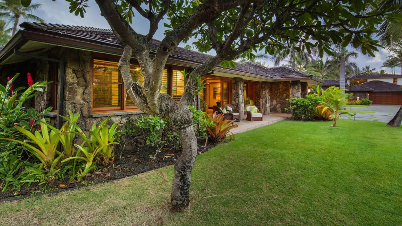 The Royal Kailua Estate | Oahu