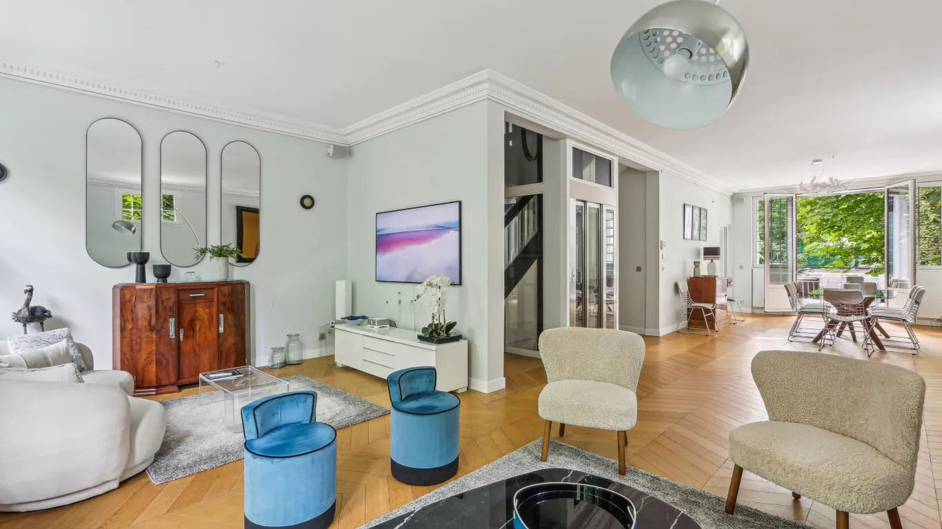 Villa Mercy | Paris