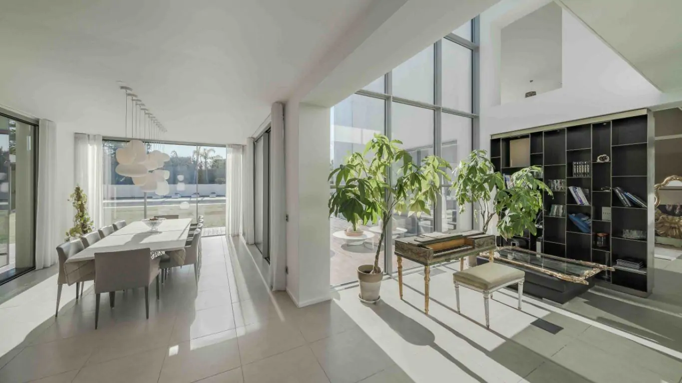 Villa China | Cannes