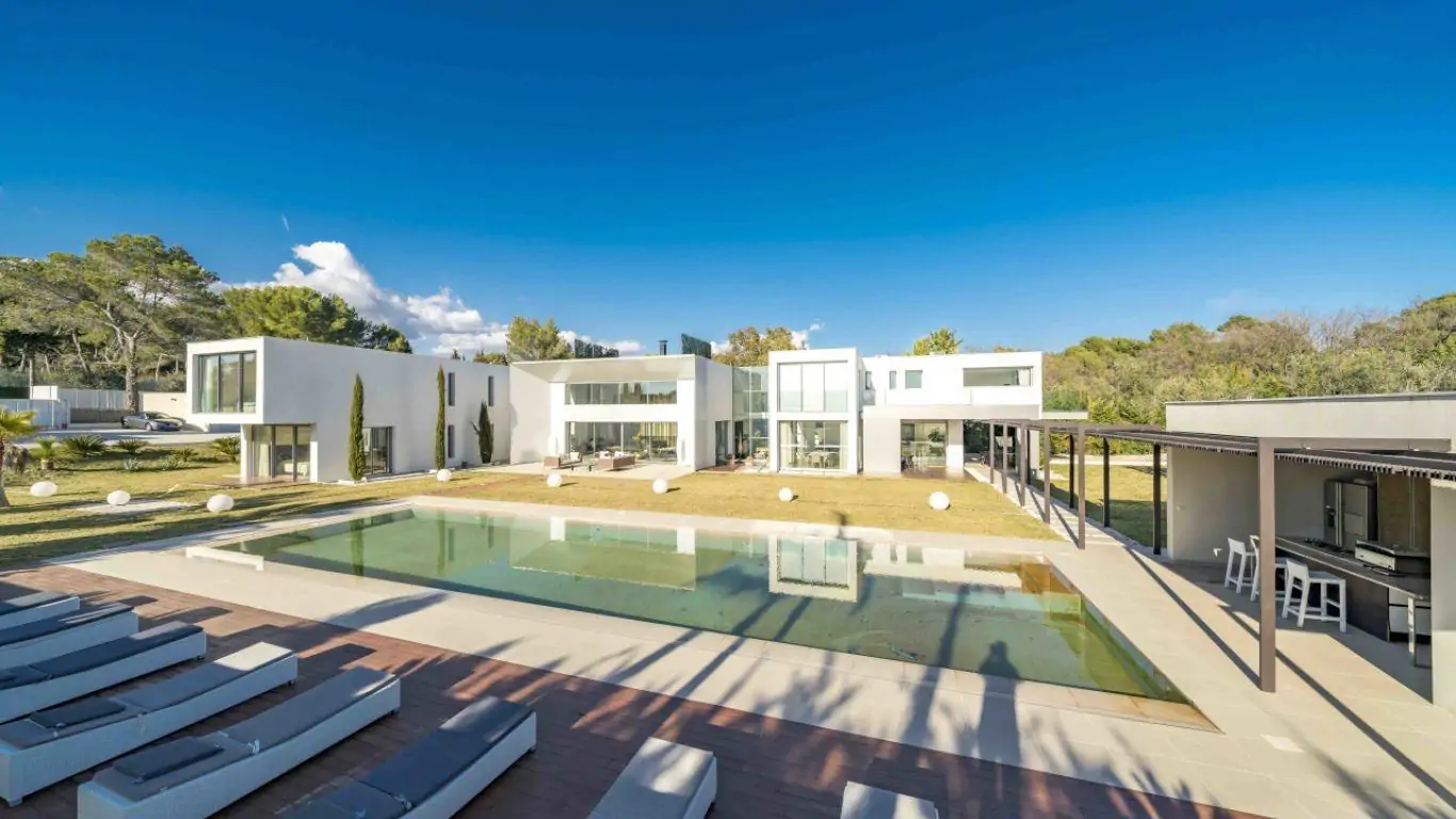 Villa China | Cannes