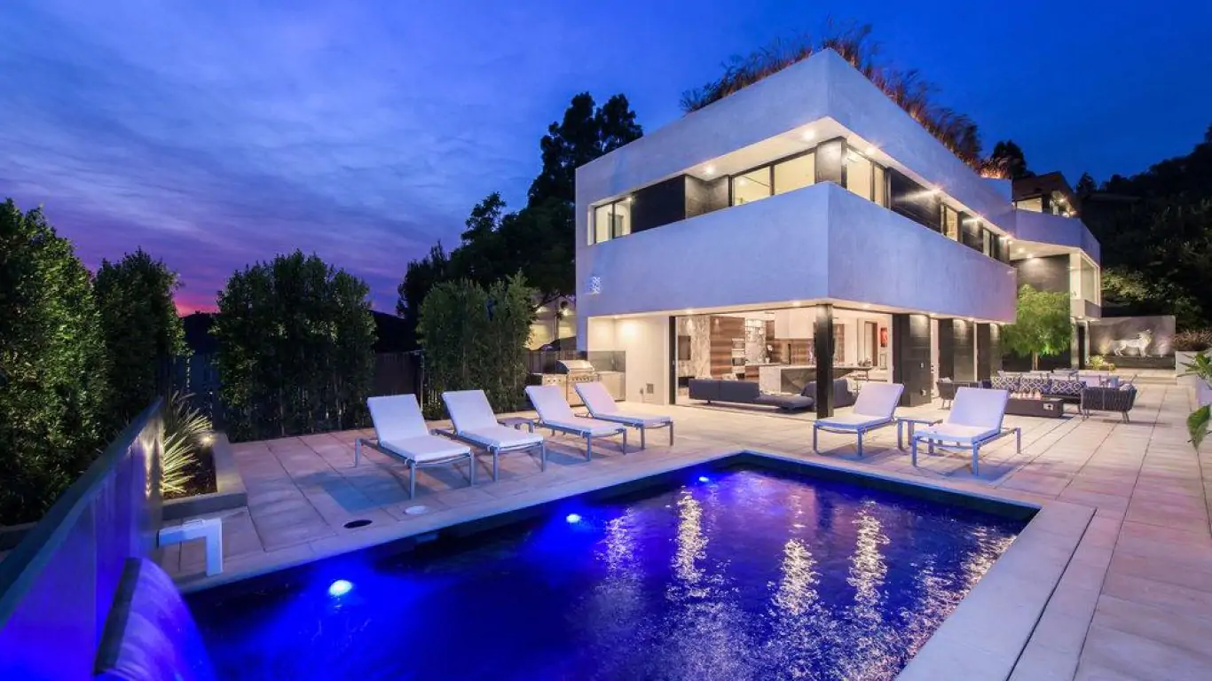 Villa Kayla | Los Angeles
