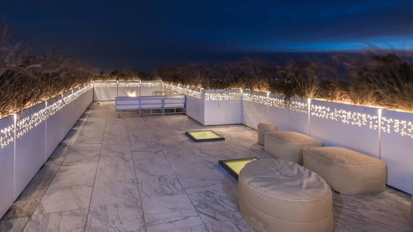 Villa Kayla | Los Angeles