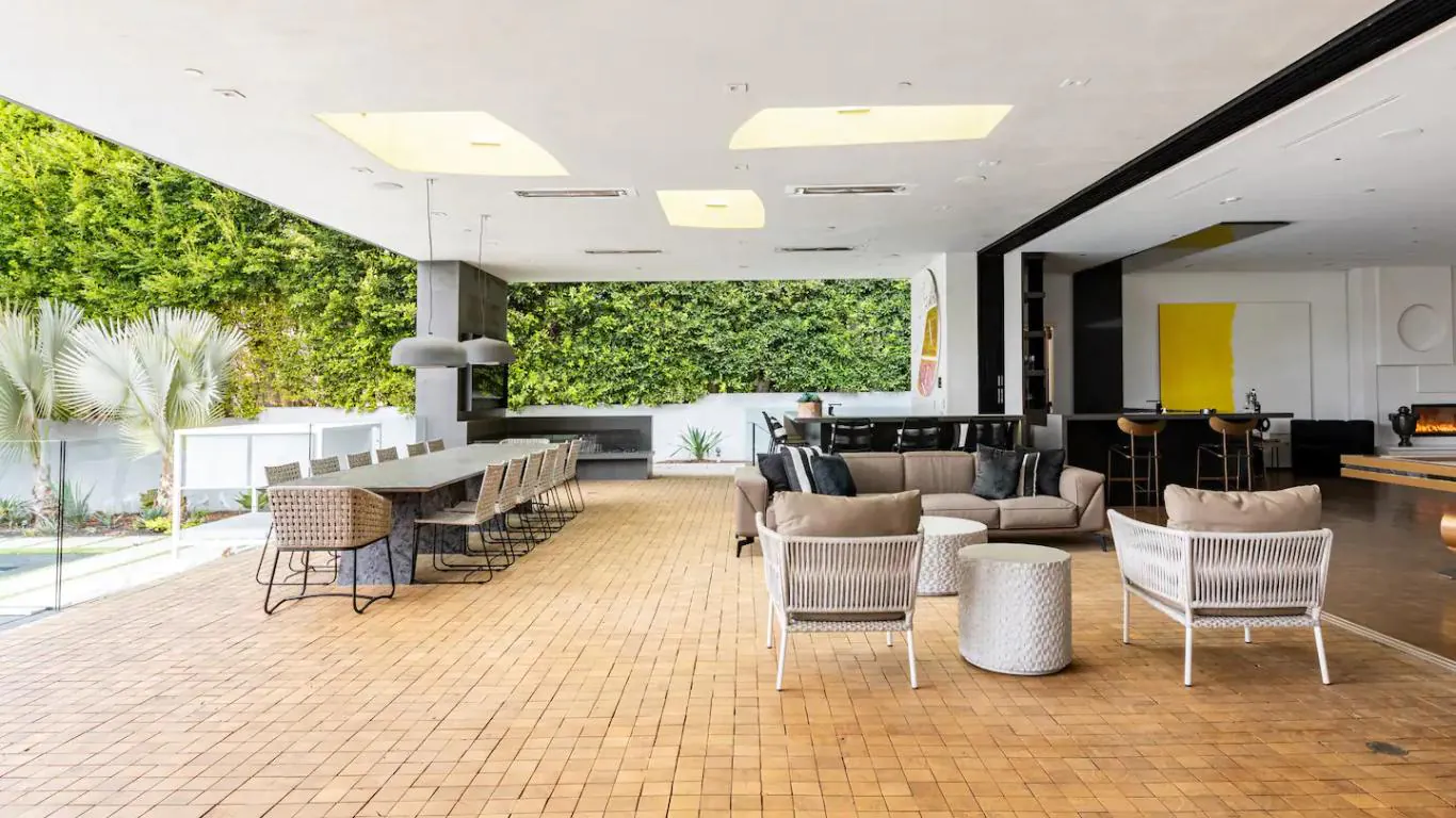 Villa Isabelle | Los Angeles