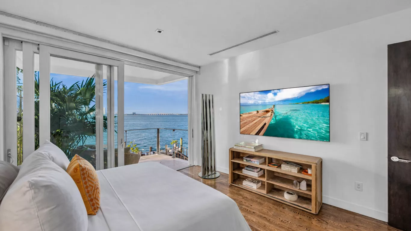 Villa Corra | Miami