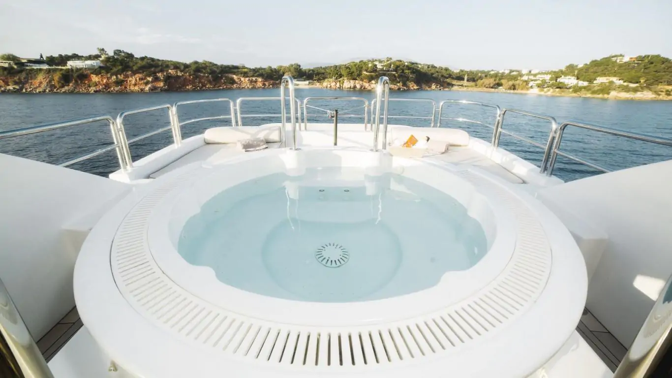 Yacht Oasis 155 | Yachts