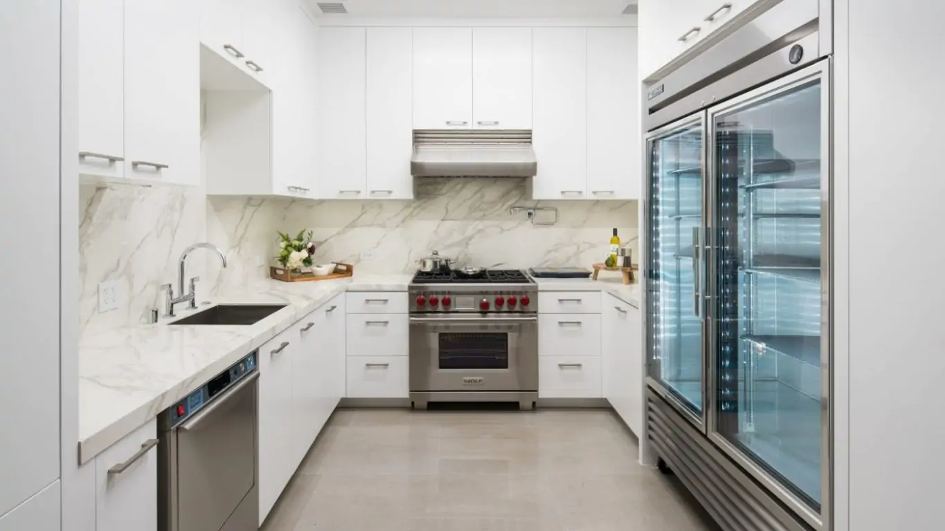 Penthouse Zeus | Los Angeles