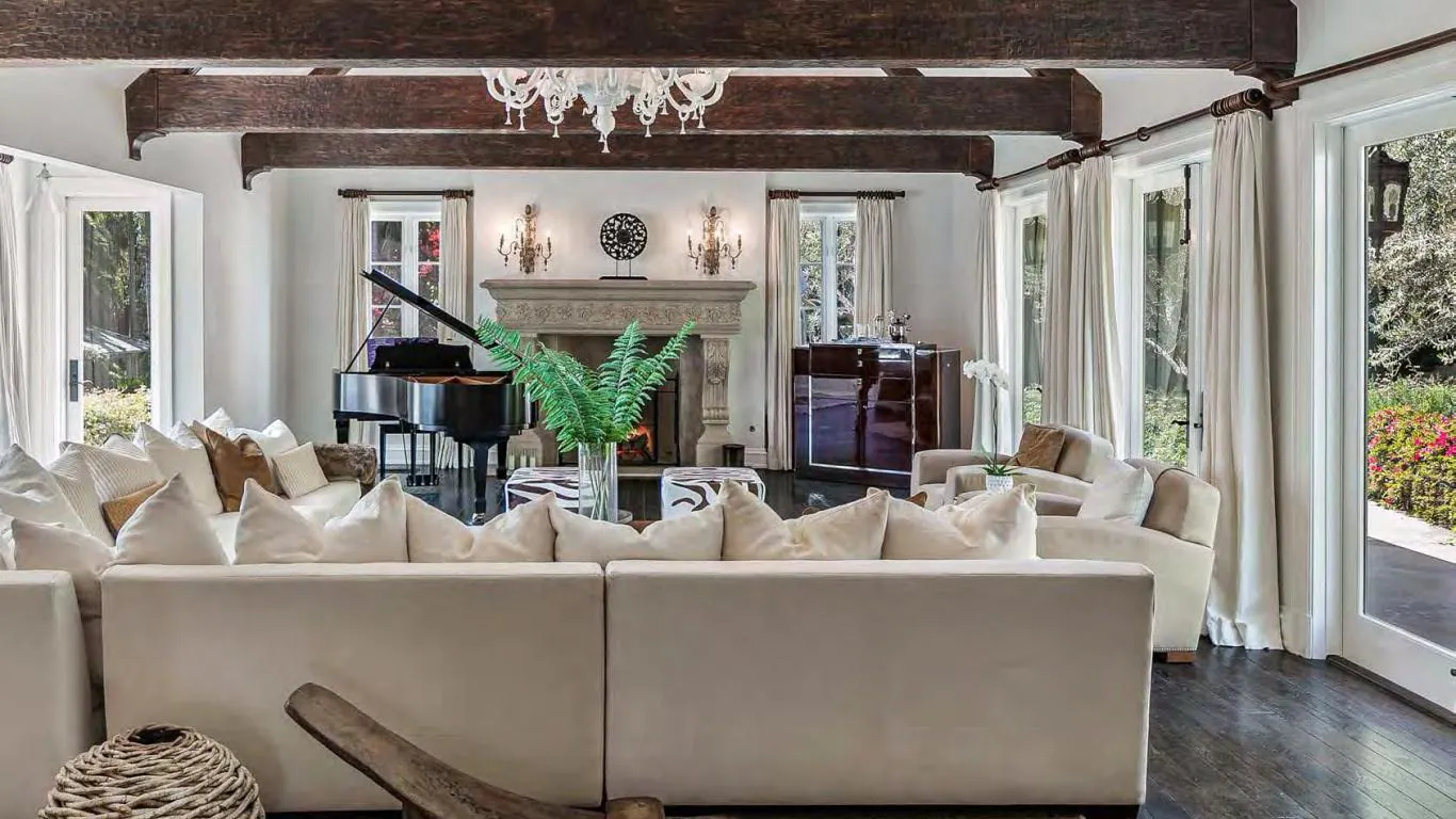 Villa Antonina | Los Angeles