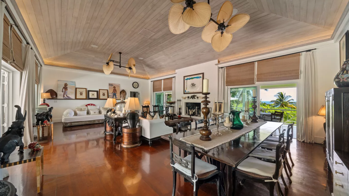 Three Bees Villa | Bahamas