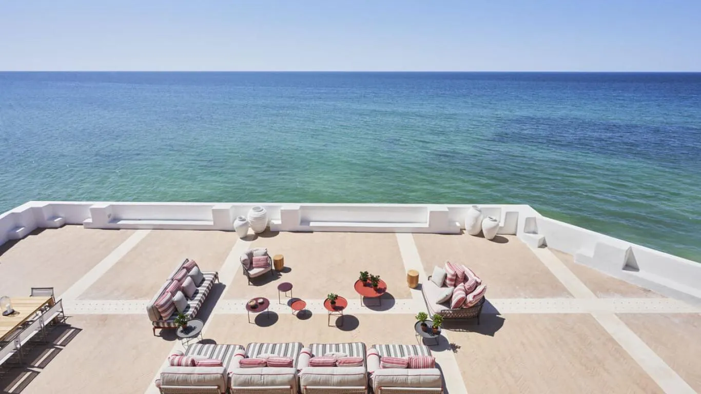 The Red Chalet | Rest of Portugal