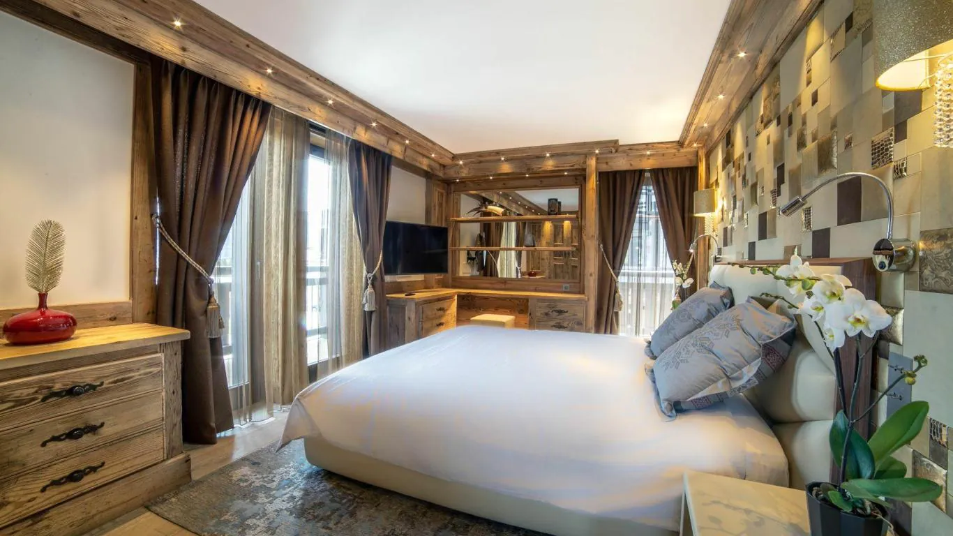 Chalet Bordeaux | Courchevel