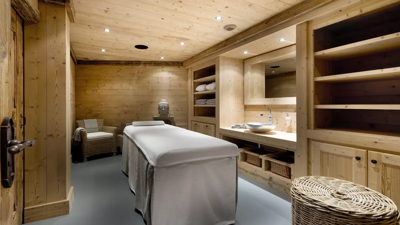 Chalet Le Petit Chateau | Courchevel