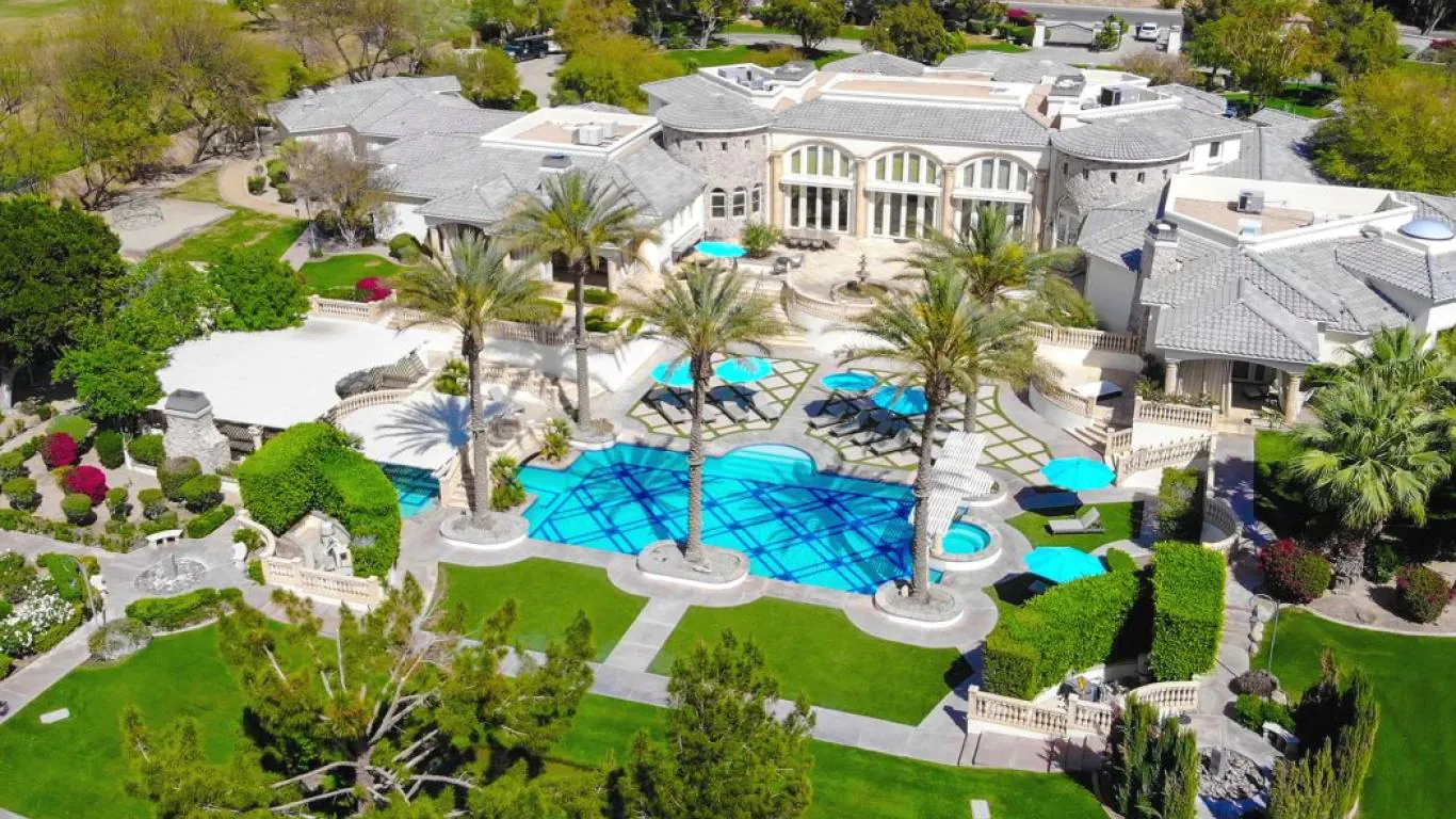 Chateau Dumont | Palm Springs