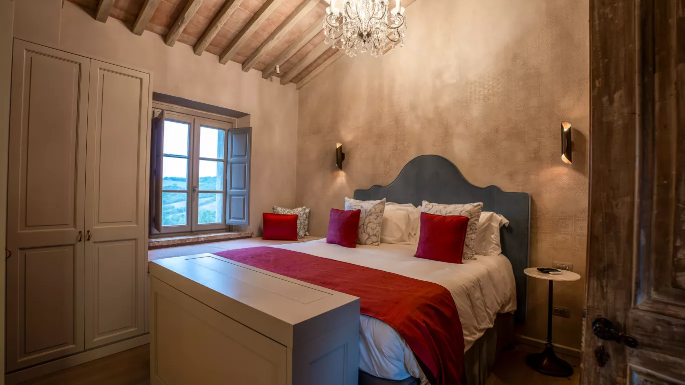 Noam Radicondoli | Tuscany