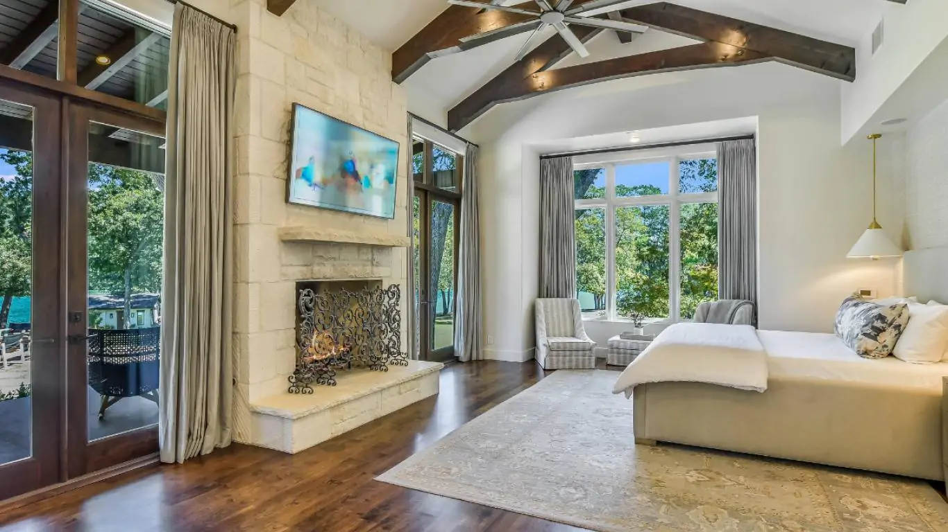 Villa Sylvia | Austin