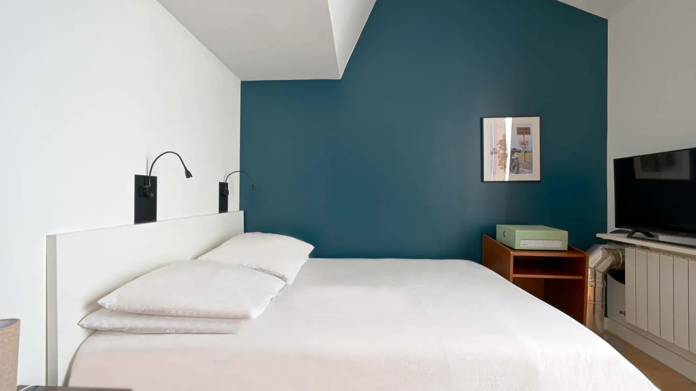 Apartment Charles | Paris