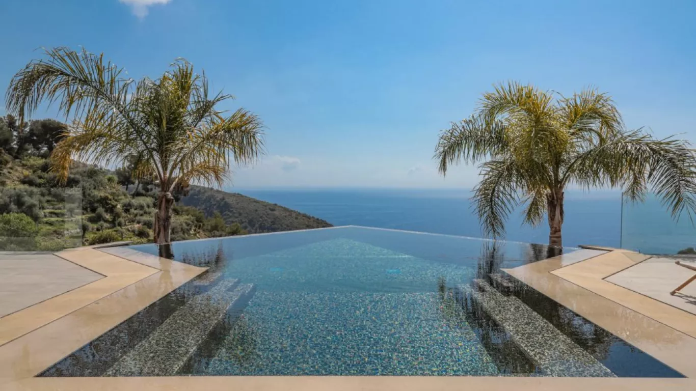 Villa Serangan | Monaco