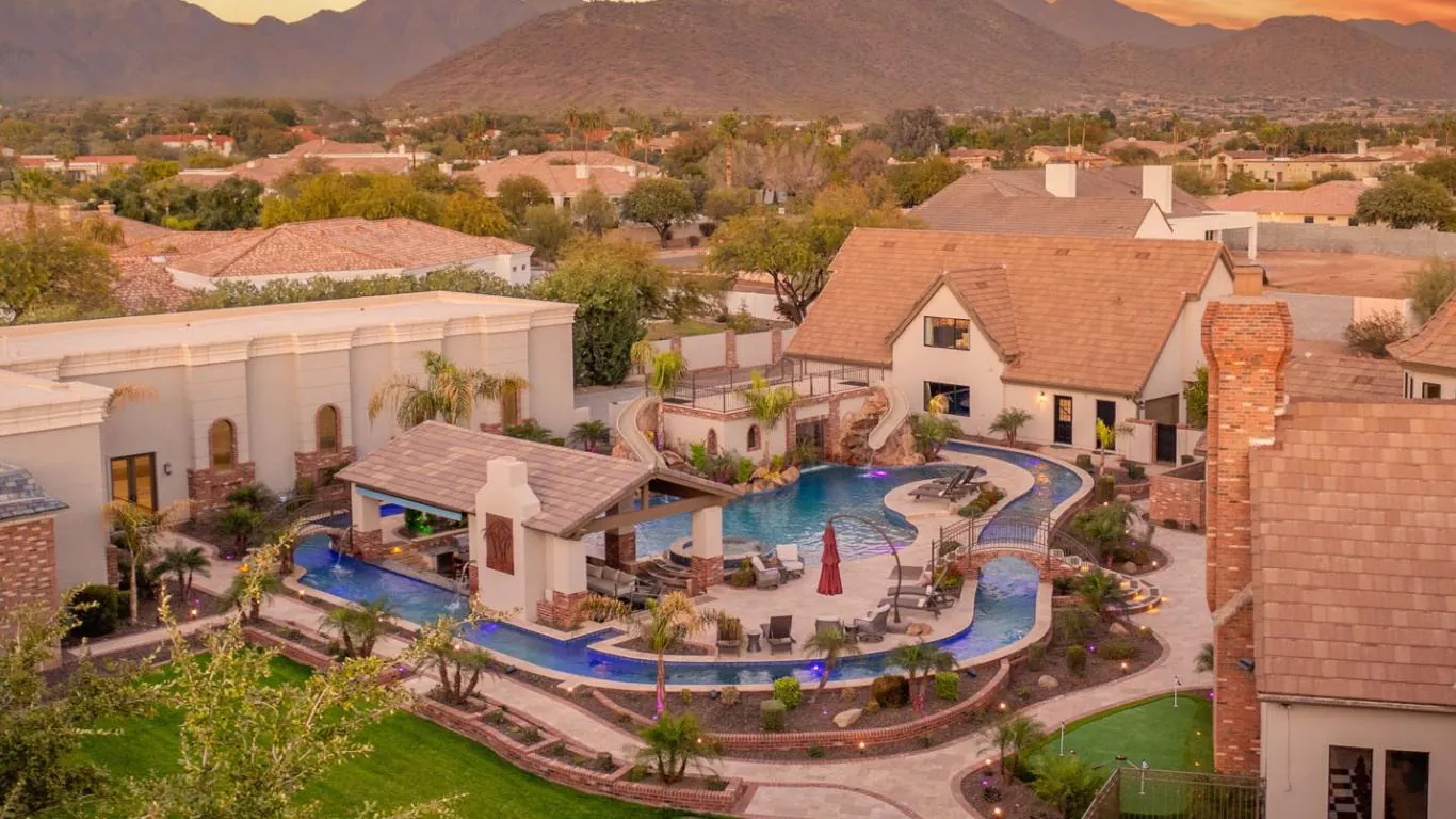 Grand Estate on Sunnyside | Arizona