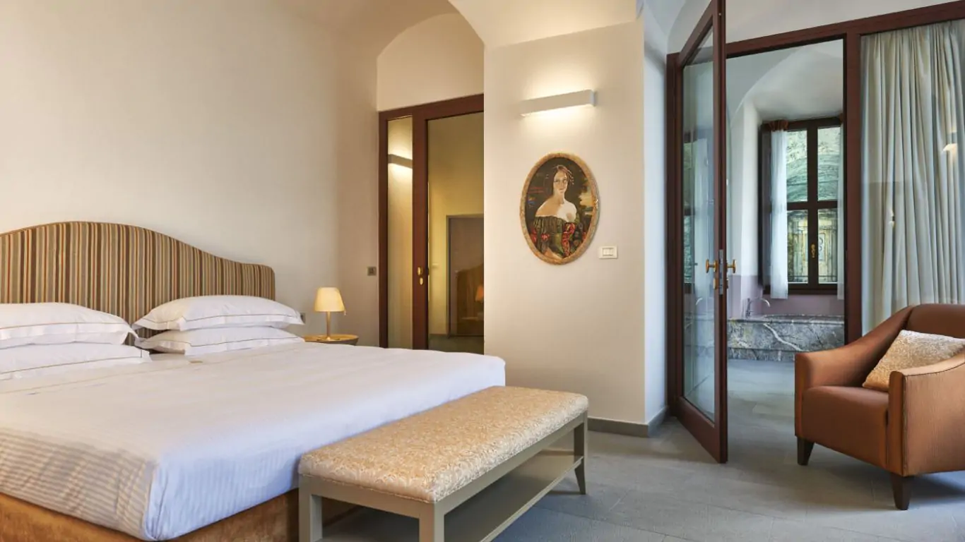 Villa Pliniana | Lake Como