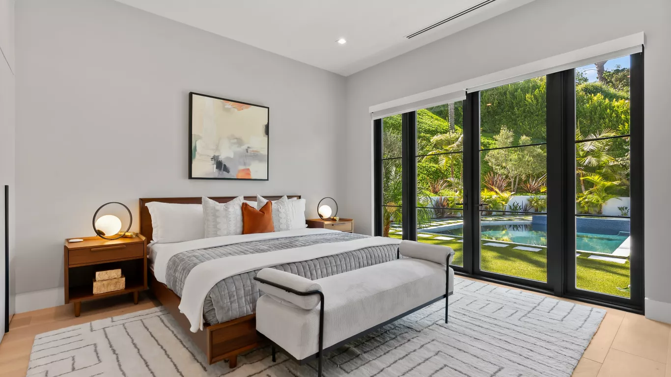 Villa Irena | Los Angeles