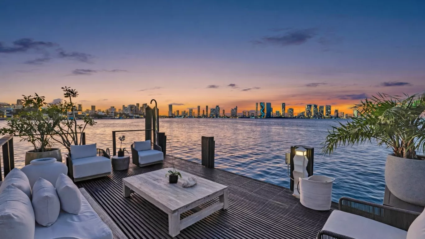 Villa Corra | Miami