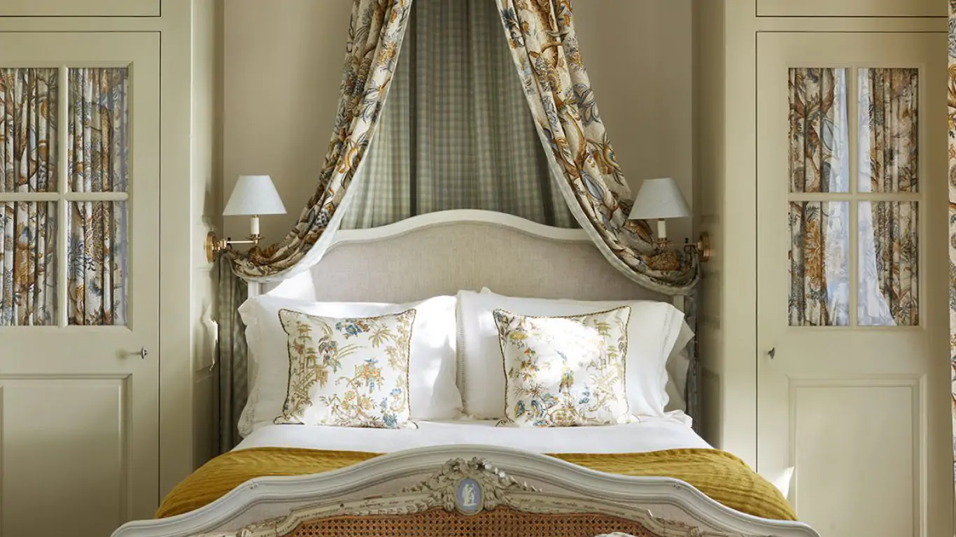 Chateau Avignon | Provence