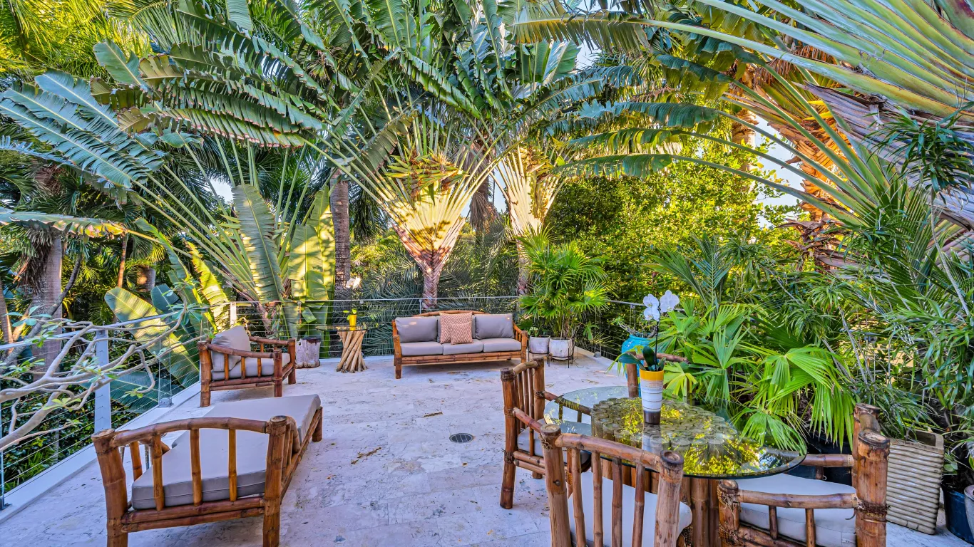 Villa Corra | Miami