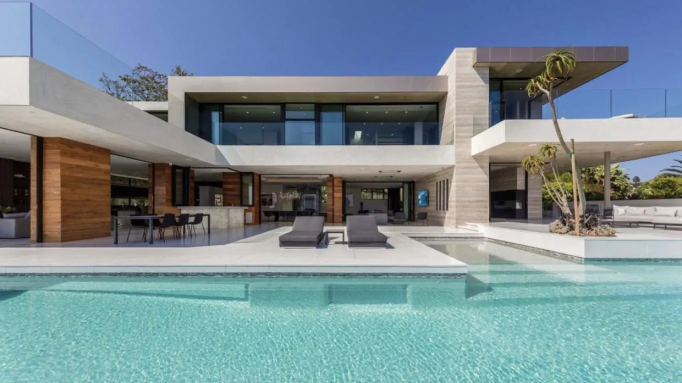 Villa Denise | Los Angeles