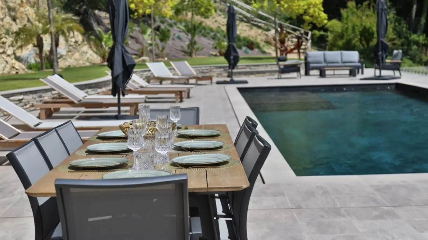 Villa Serangan | Monaco