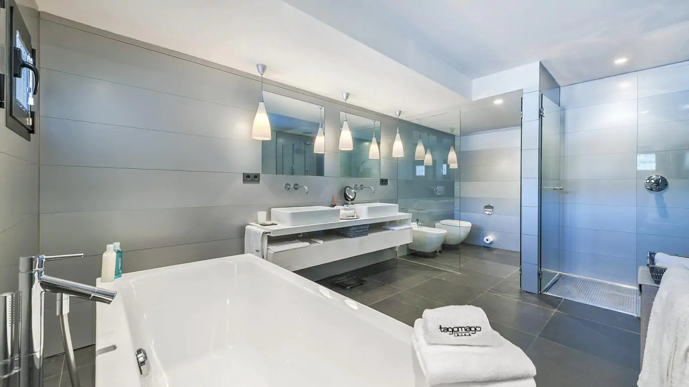 Tiana Island | Mediterranean Islands