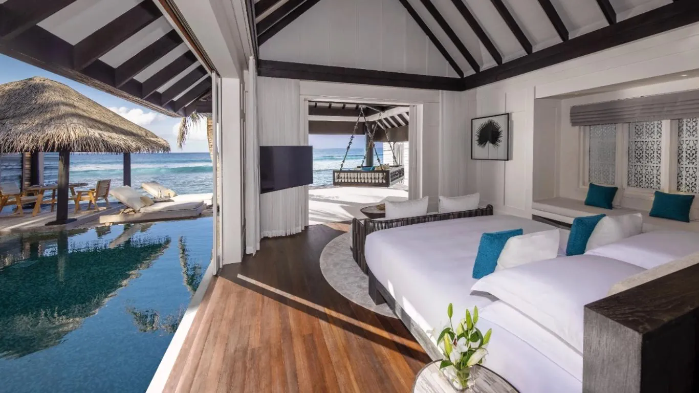 Naladhu | Indian Ocean Islands