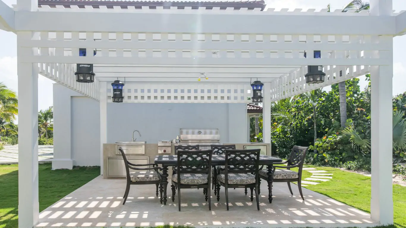 Snaresbrook Manor | Bahamas