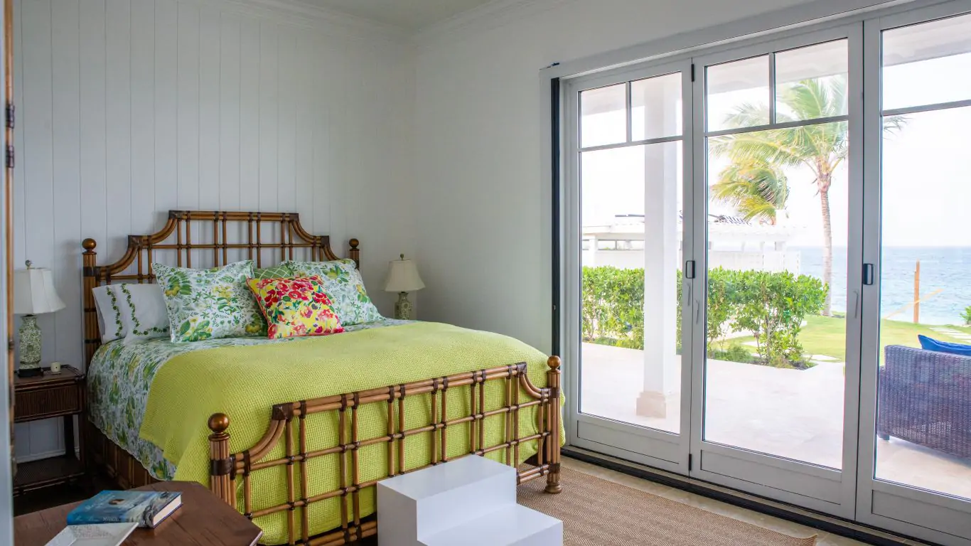 Snaresbrook Manor | Bahamas
