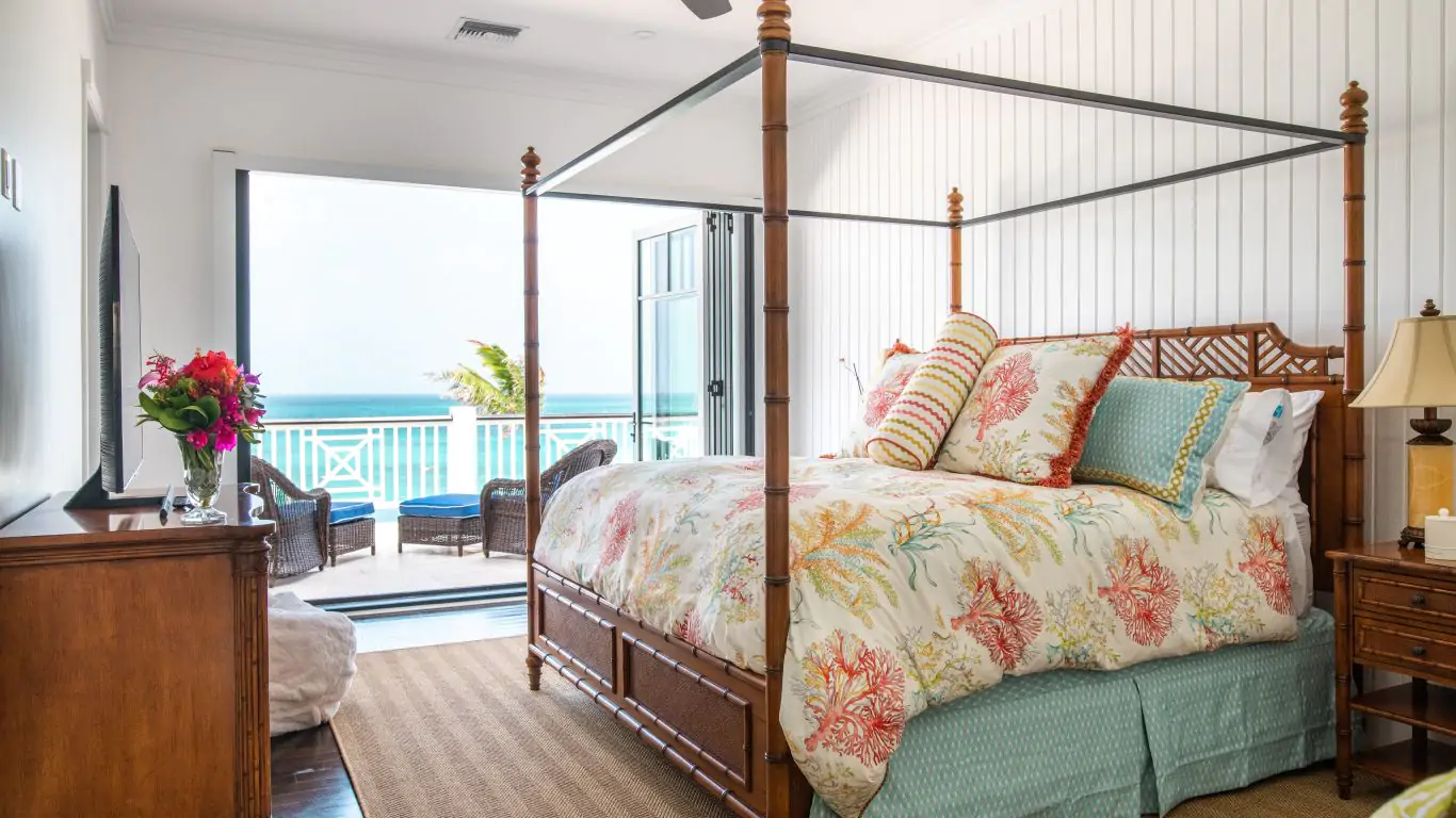 Snaresbrook Manor | Bahamas