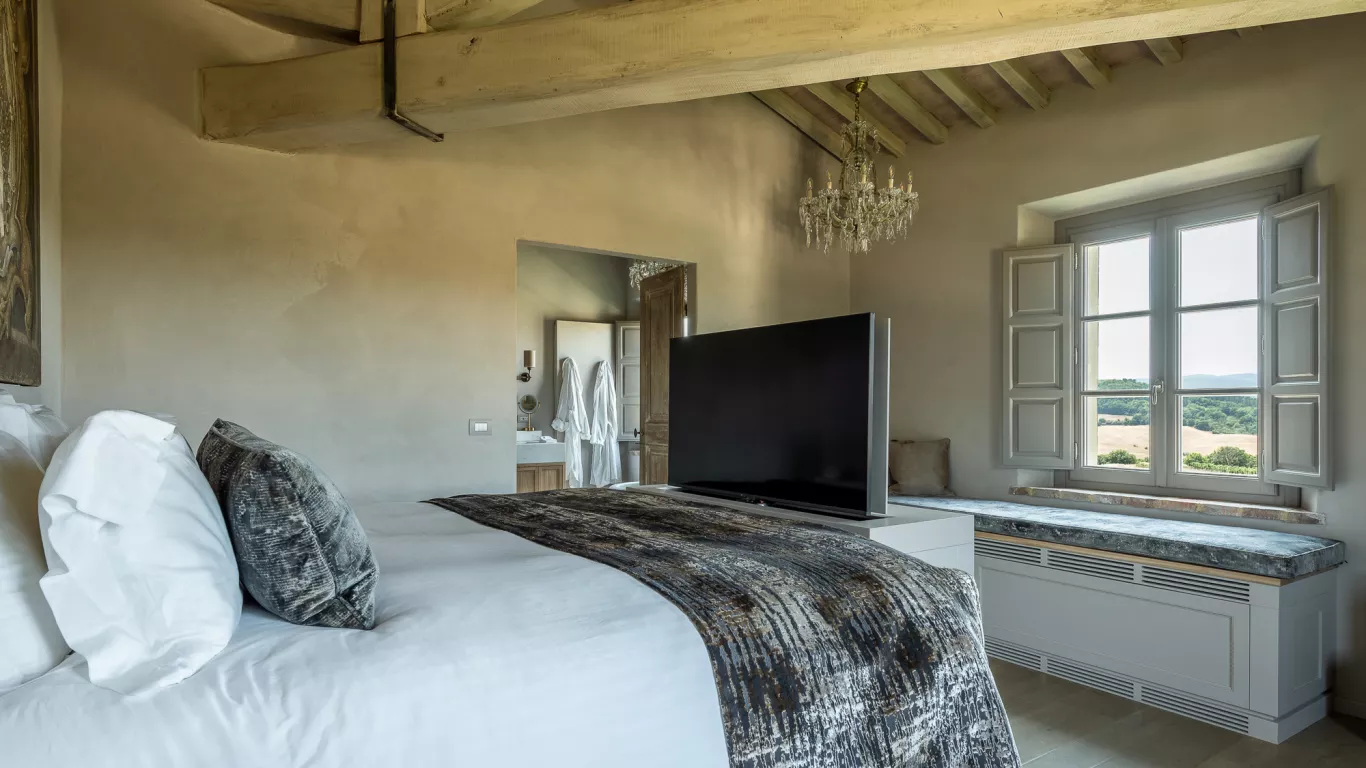 Noam Radicondoli | Tuscany