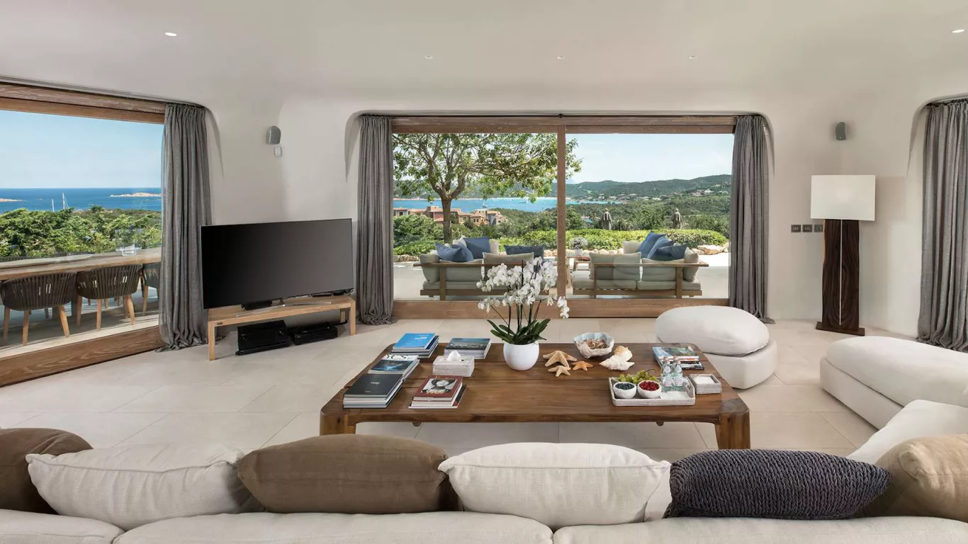 Villa The Rock | Sardinia