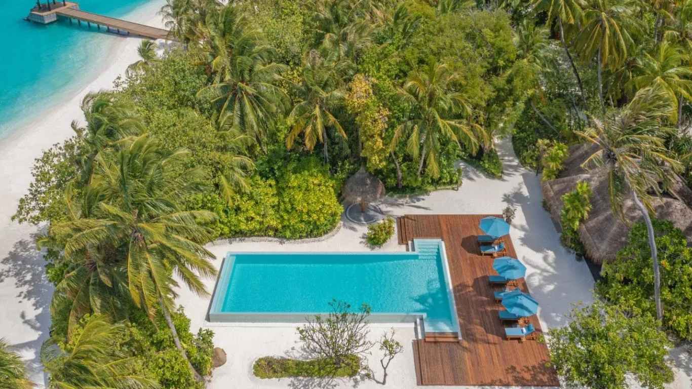 Naladhu | Indian Ocean Islands