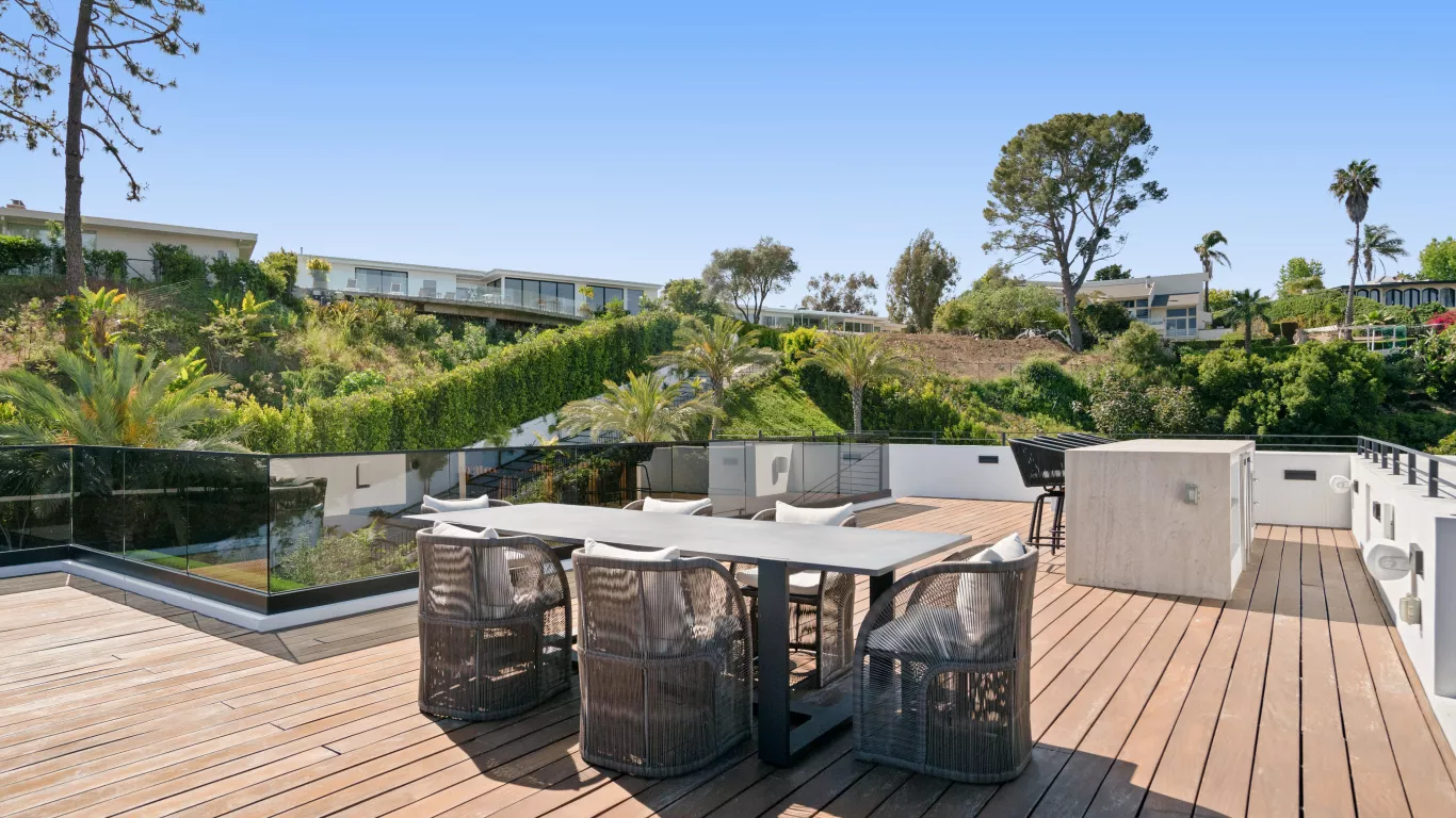 Villa Irena | Los Angeles