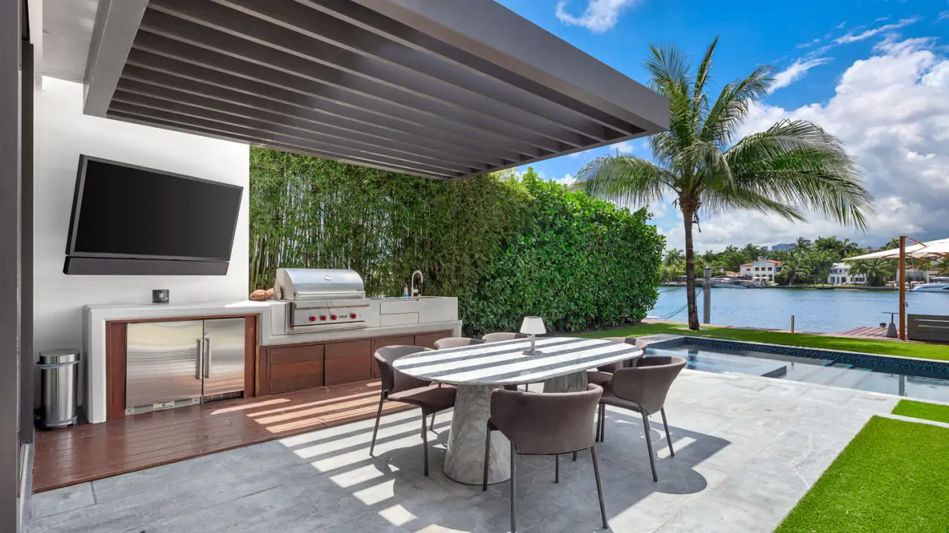 Villa Aria | Miami