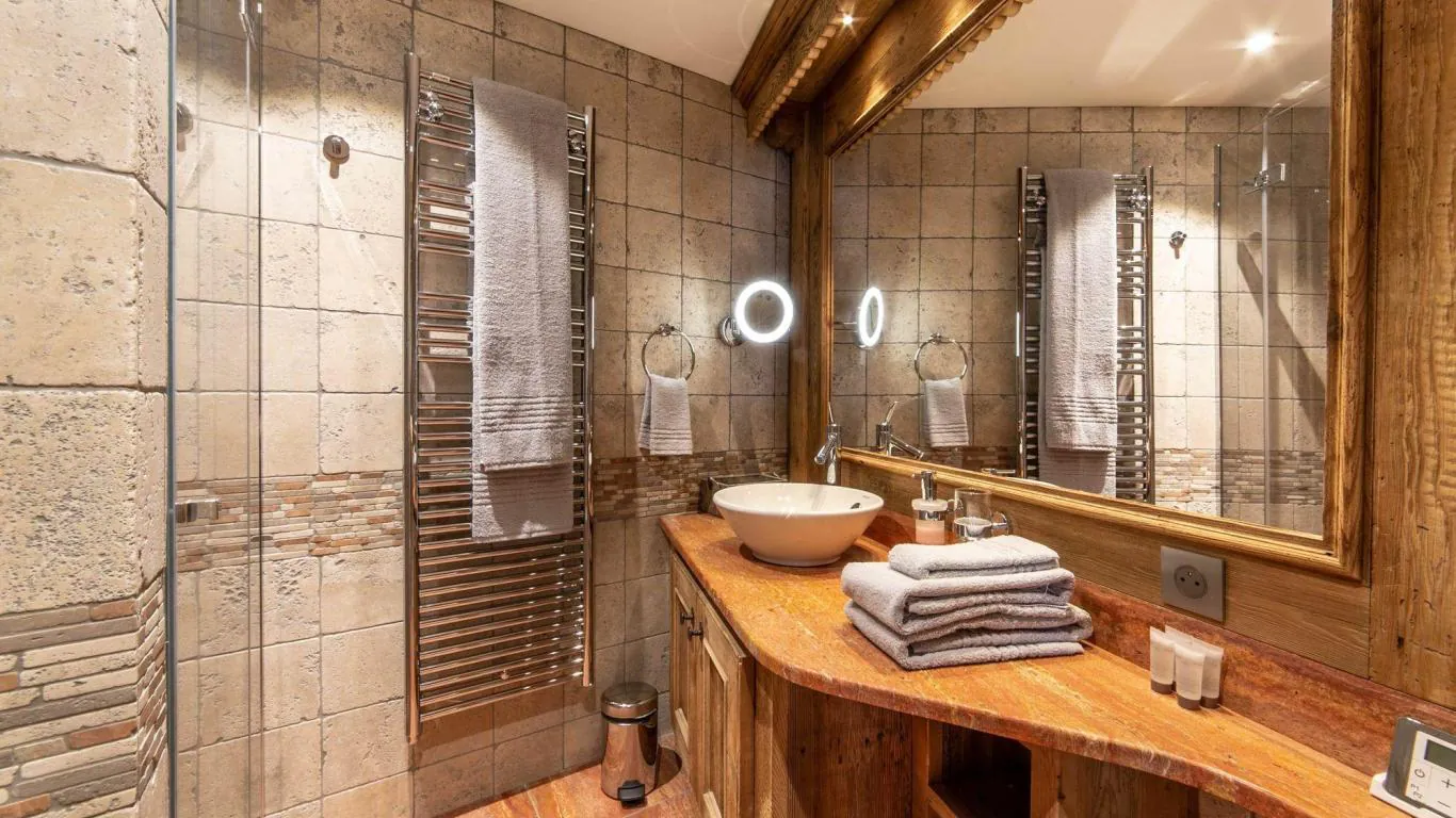 Chalet Bordeaux | Courchevel