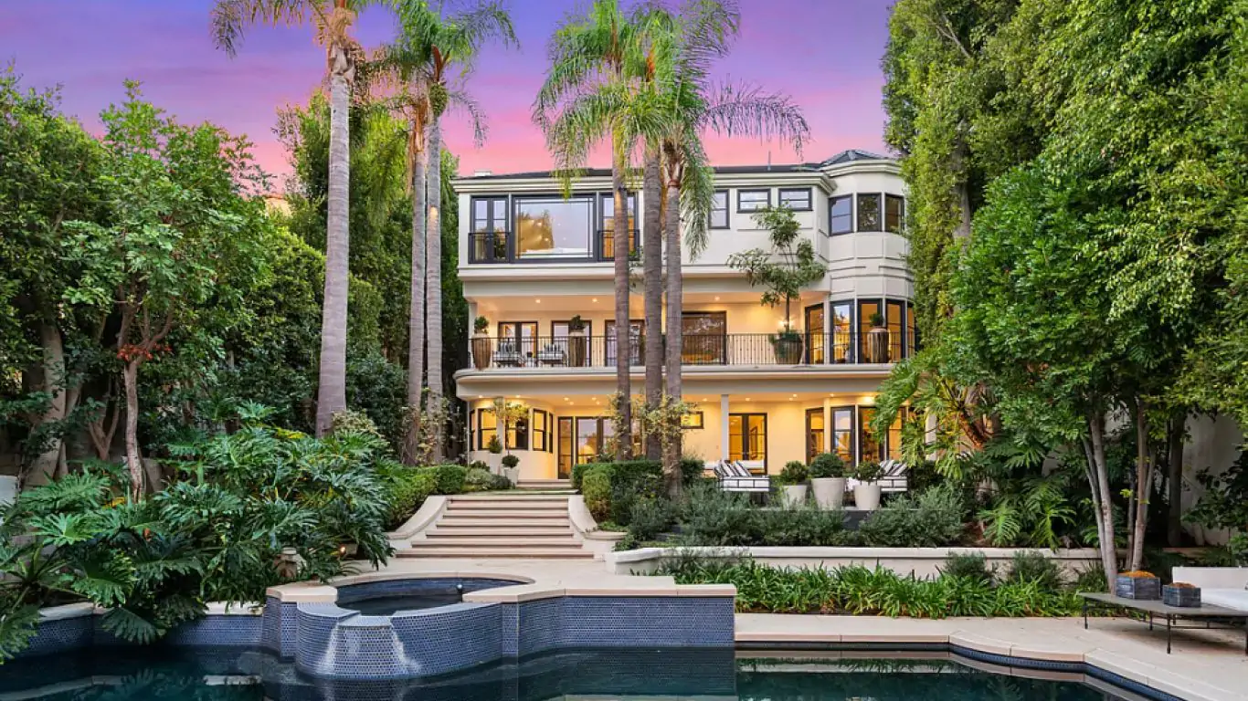 Villa Mila | Los Angeles