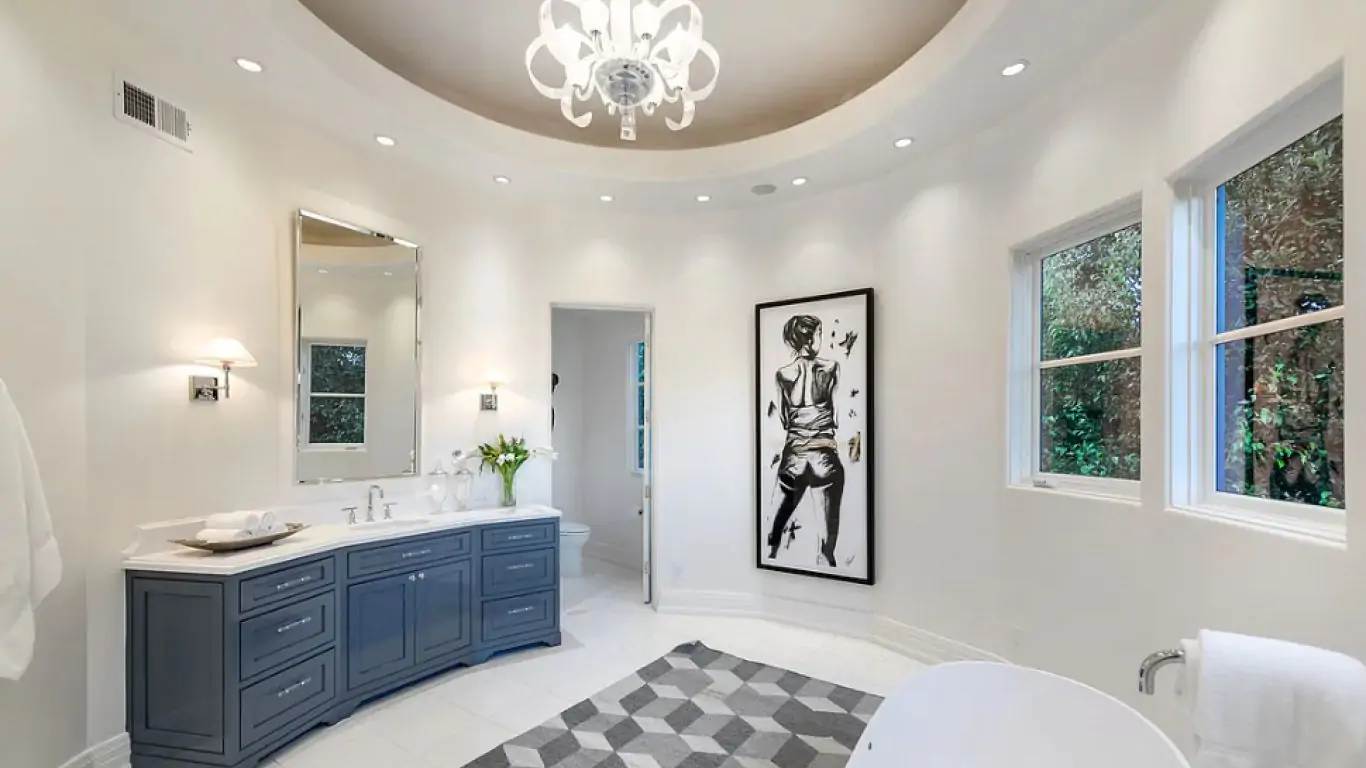 Villa Mila | Los Angeles