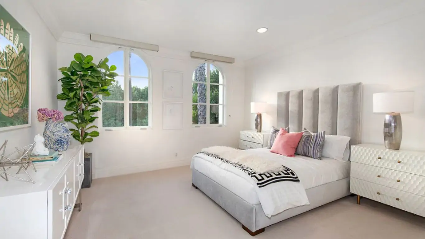 Villa Mila | Los Angeles