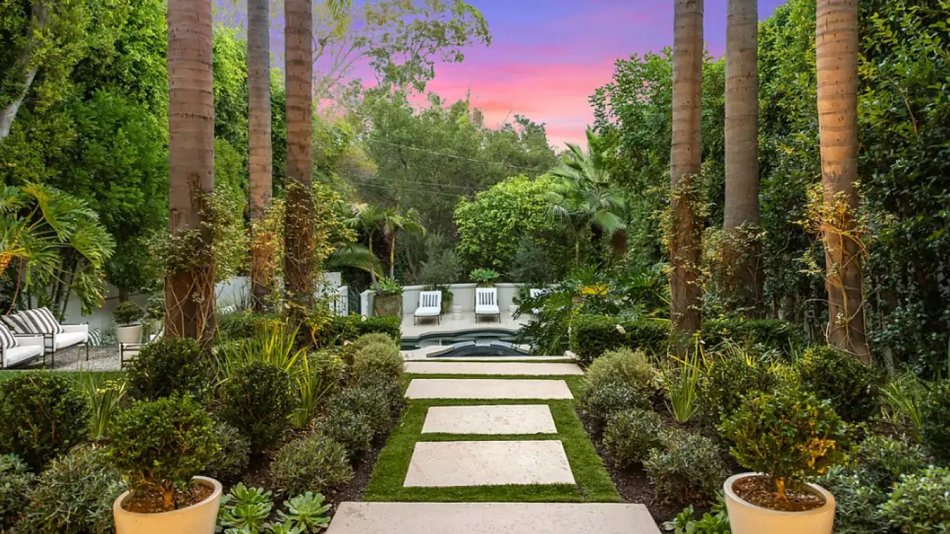 Villa Mila | Los Angeles
