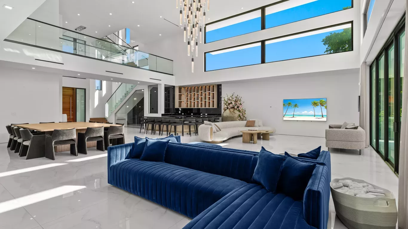 Villa Rosalina | Miami