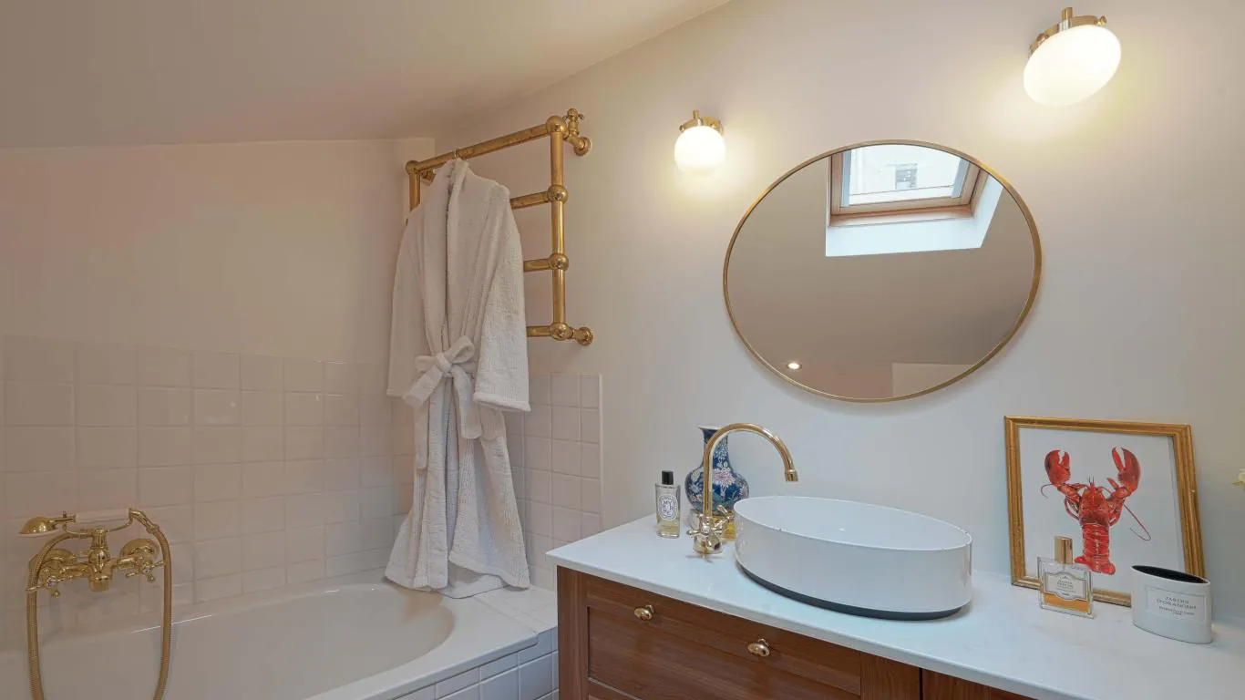 Apartment Charles | Paris